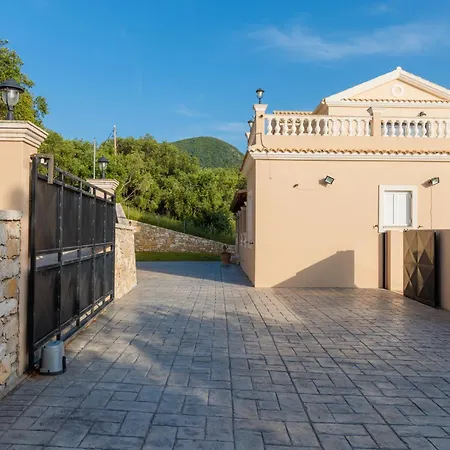 Vila Clearvue *