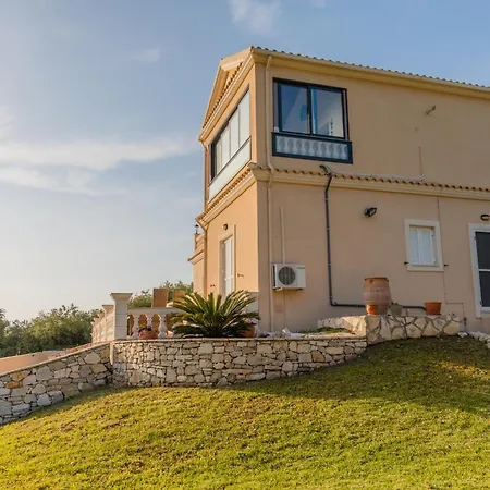 Vila Clearvue Krinias