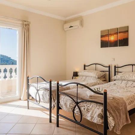 Clearvue Villa
